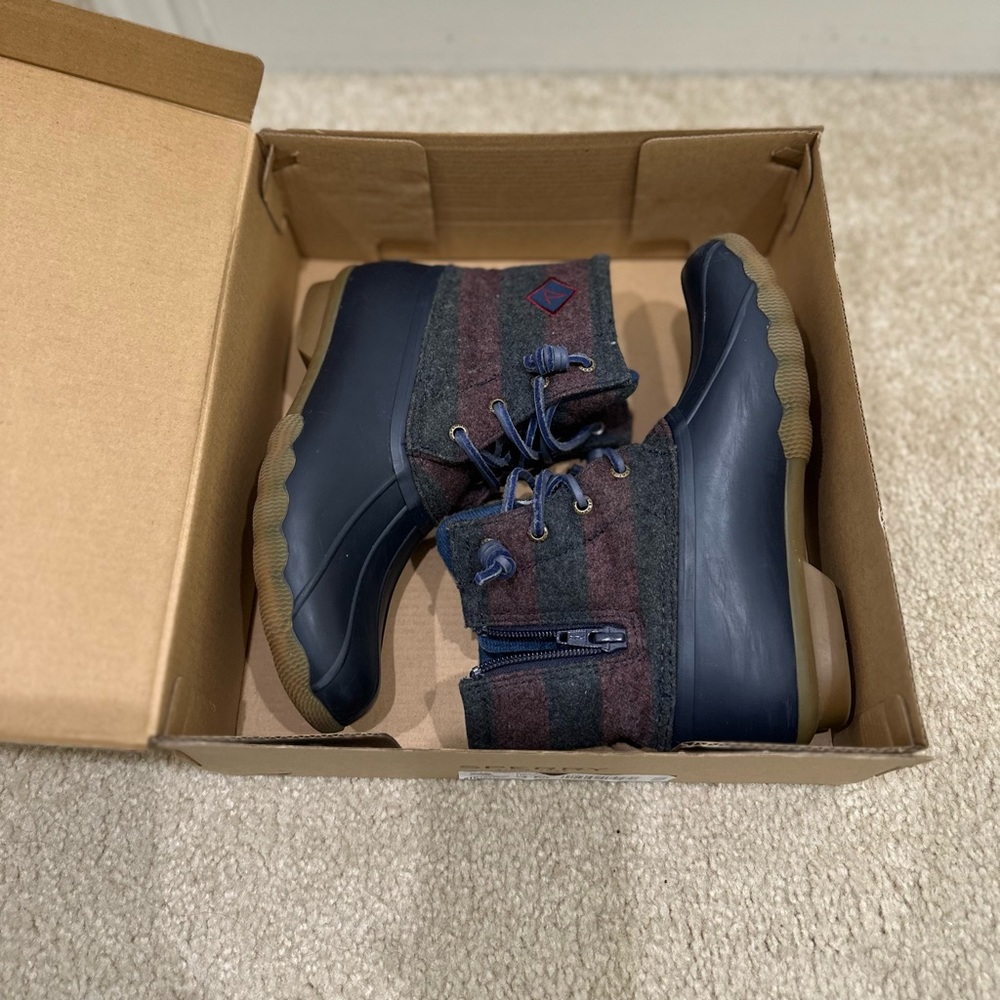 Sperry saltwater boots